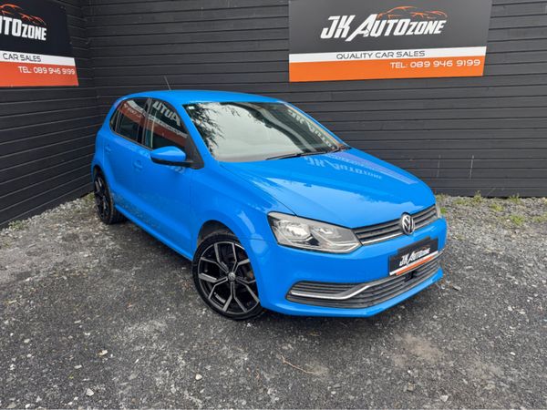 Volkswagen Polo Hatchback, Petrol, 2014, Blue