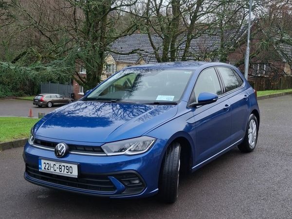 Volkswagen Polo Hatchback, Petrol, 2022, Blue