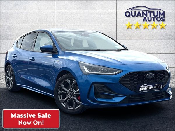 Ford Focus Hatchback, Petrol, 2023, Blue