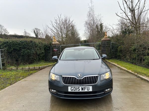 Skoda Superb Hatchback, Diesel, 2015, Grey