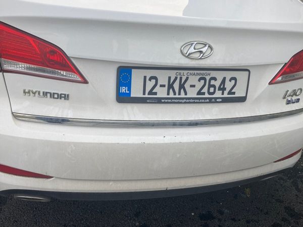 Hyundai i40 Saloon, Diesel, 2012, White