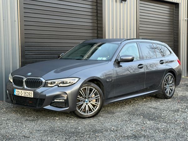 BMW 3-Series Estate, Petrol Hybrid, 2022, Grey