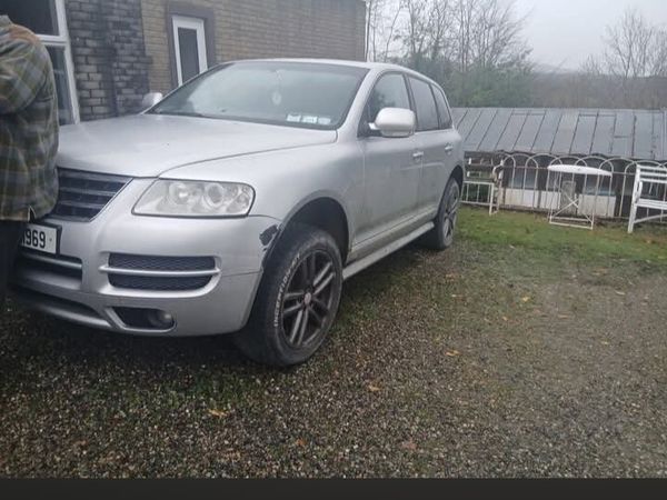 Volkswagen Touareg SUV, Diesel, 2006, Silver