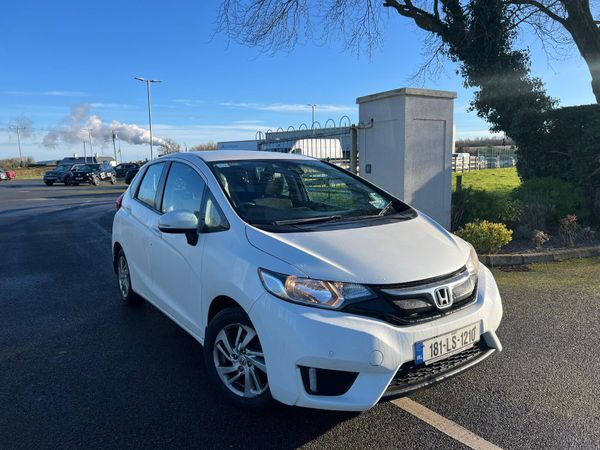Honda Jazz Hatchback, Petrol, 2018, White