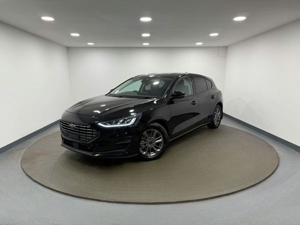 Ford Focus Hatchback, Diesel, 2022, Black