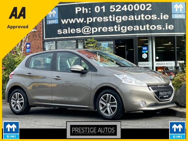 Peugeot 208 Hatchback, Petrol, 2014, Grey