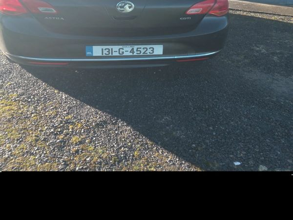 Vauxhall Astra Hatchback, Diesel, 2013, Black