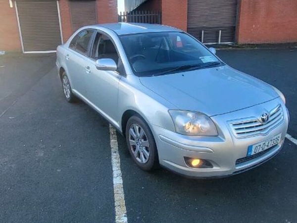 Toyota Avensis Saloon, Petrol, 2007, Silver