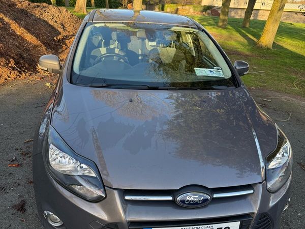 Ford Focus Hatchback, Diesel, 2014, Brown