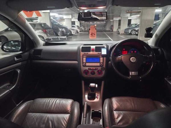 Volkswagen Golf Hatchback, Petrol, 2007, Black