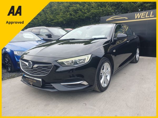 Vauxhall Insignia Hatchback, Diesel, 2017, Black