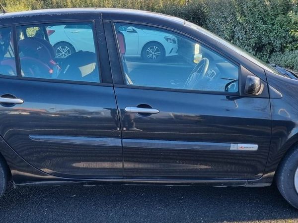 Renault Clio Hatchback, Petrol, 2007, Black