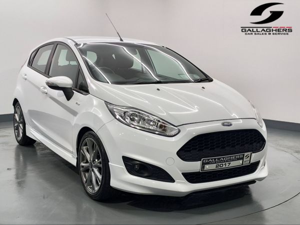 Ford Fiesta Hatchback, Petrol, 2017, White
