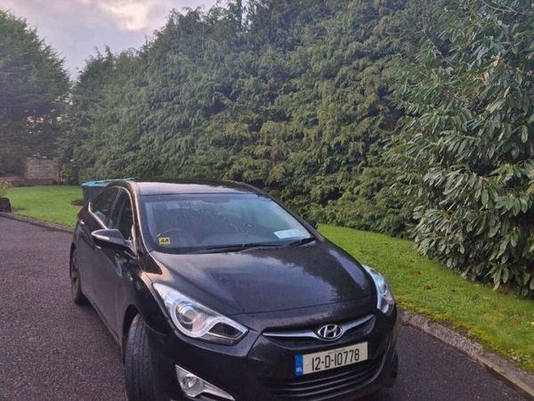 Hyundai i40 Saloon, Diesel, 2012, Black