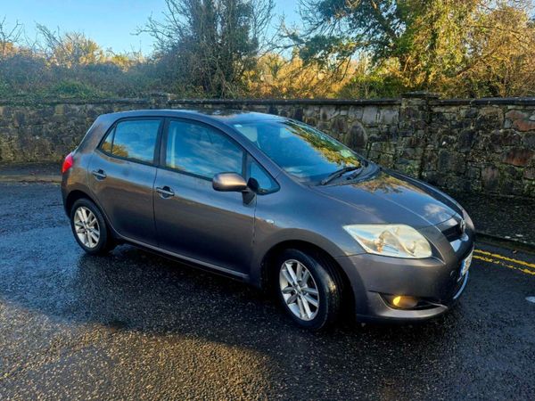 Toyota Auris Hatchback, Diesel, 2009, Grey