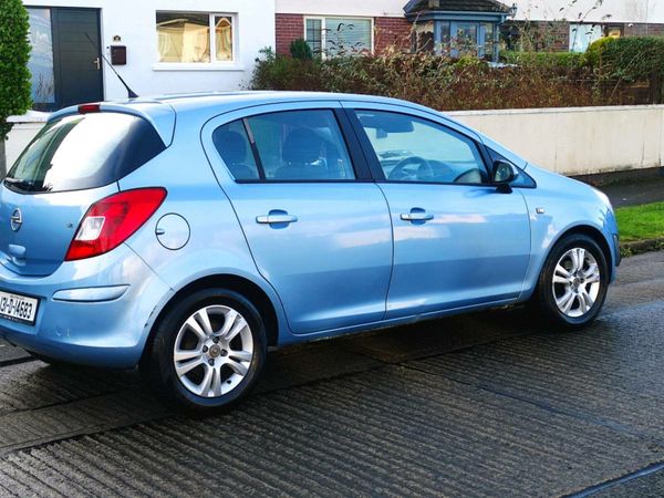 Opel Corsa Hatchback, Petrol, 2013, Blue