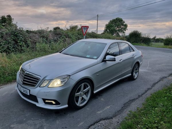 Mercedes-Benz E-Class Saloon, Diesel, 2010, Silver