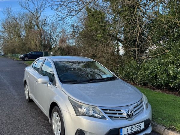 Toyota Avensis Saloon, Diesel, 2014, Silver