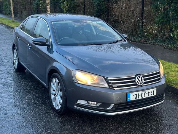 Volkswagen Passat Saloon, Diesel, 2013, Grey