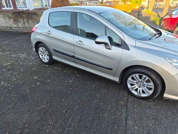 Peugeot 308 Hatchback, Diesel, 2008, Grey