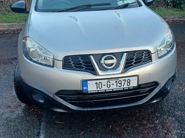 Nissan Qashqai Hatchback, Diesel, 2010, Silver