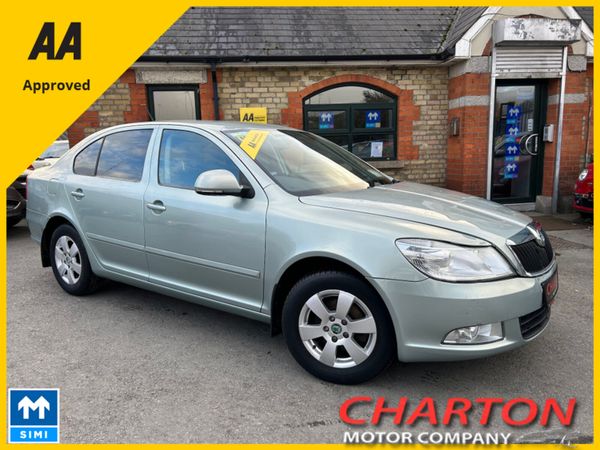 Skoda Octavia Hatchback, Diesel, 2012, Green