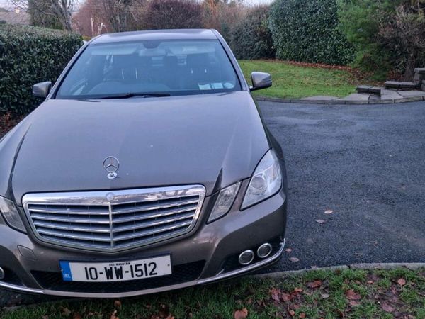 Mercedes-Benz E-Class Saloon, Diesel, 2010, Grey