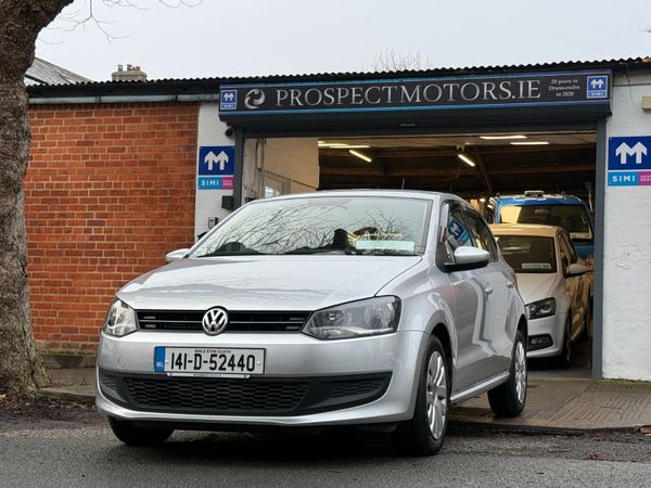 Volkswagen Polo Hatchback, Petrol, 2014, Silver