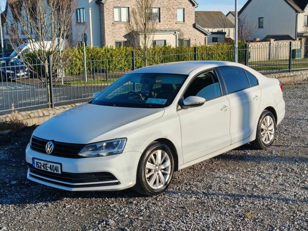 Volkswagen Jetta Saloon, Petrol, 2015, White