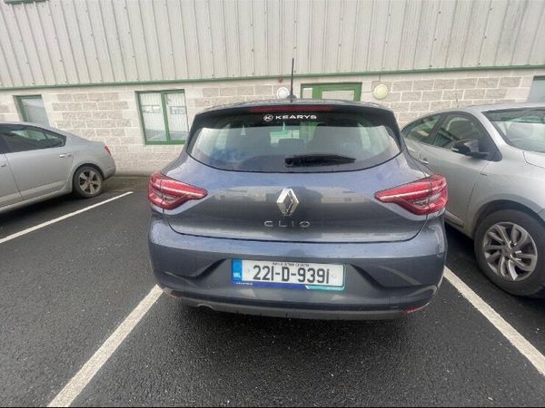 Renault Clio Hatchback, Petrol, 2022, Grey