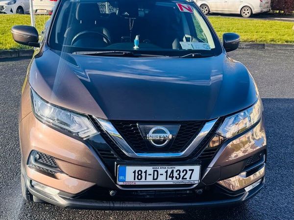 Nissan Qashqai MPV, Petrol, 2018, Brown