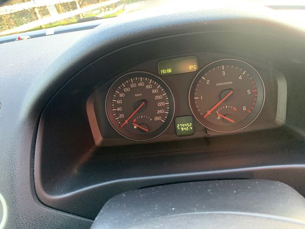 Volvo V50 Estate, Diesel, 2011, Silver