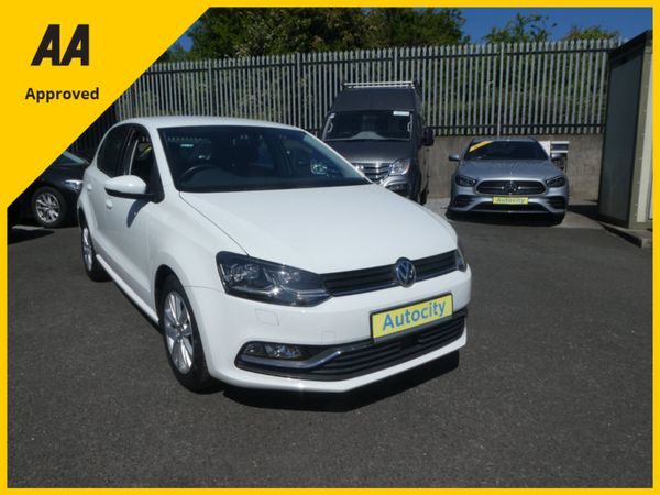 Volkswagen Polo Hatchback, Petrol, 2018, White