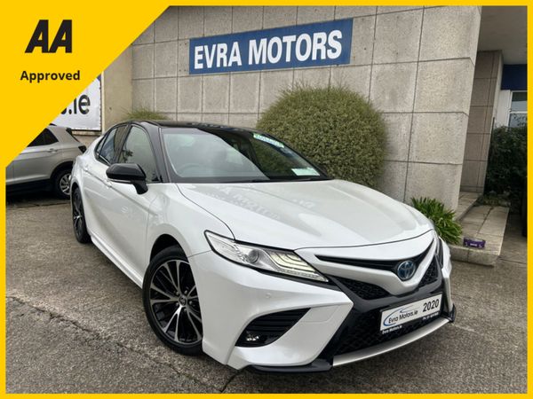 Toyota Camry Saloon, Petrol Hybrid, 2020, White