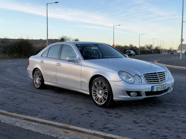 Mercedes-Benz E-Class Saloon, Petrol, 2007, Silver