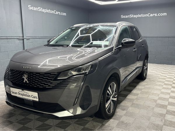 Peugeot 3008 MPV, Diesel, 2022, Grey