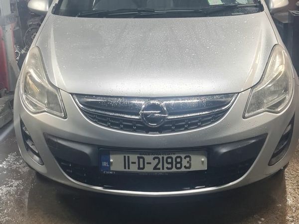 Opel Corsa Hatchback, Petrol, 2011, Silver