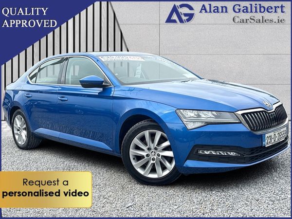 Skoda Superb Hatchback, Diesel, 2023, Blue