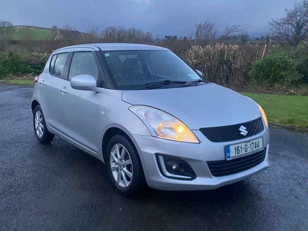 Suzuki Swift Hatchback, Petrol, 2016, Silver