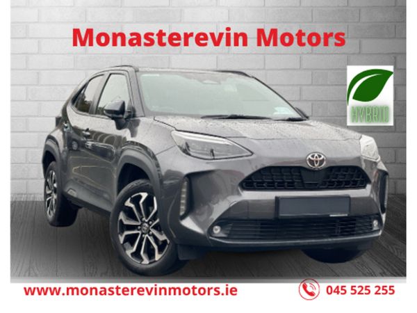 Toyota Yaris Cross SUV, Petrol Hybrid, 2025, Grey