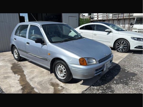 Toyota Starlet Hatchback, Petrol, 1998, Grey