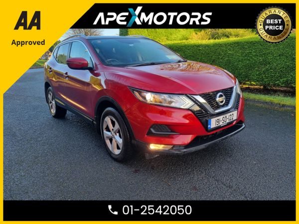 Nissan Qashqai SUV, Diesel, 2019, Red