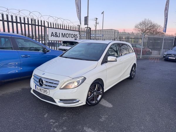 Mercedes-Benz B-Class Hatchback, Petrol, 2014, White