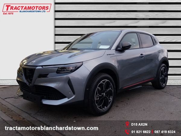 Alfa Romeo Junior Hatchback, Electric, 2026, Grey