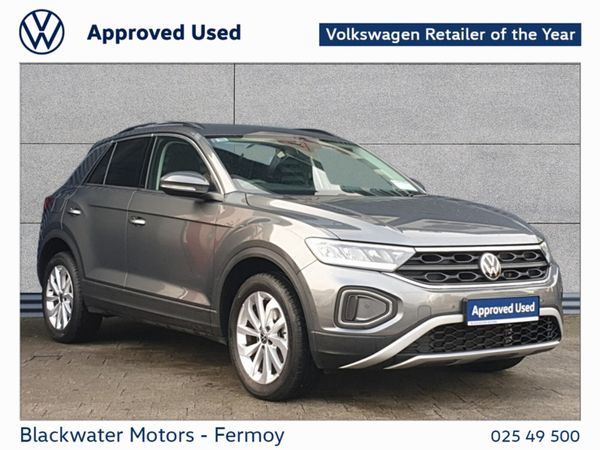 Volkswagen T-Roc SUV, Petrol, 2025, Grey