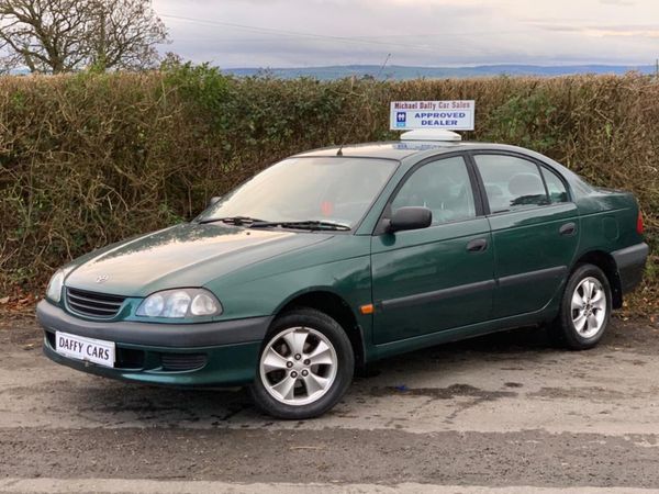 Toyota Avensis Saloon, Petrol, 1998, Green