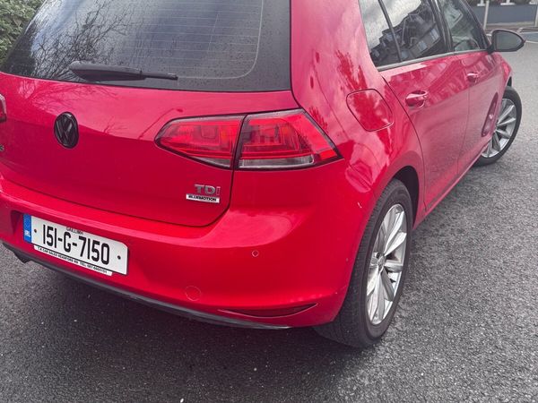 Volkswagen Golf Hatchback, Diesel, 2015, Red
