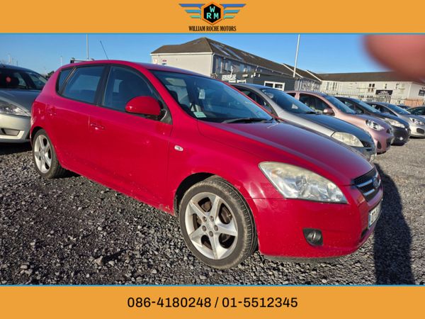 Kia Ceed Hatchback, Petrol, 2007, Red