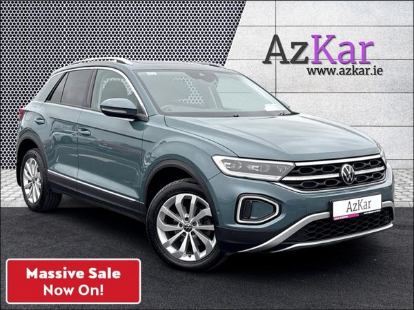 Volkswagen T-Roc SUV, Petrol, 2022, Blue