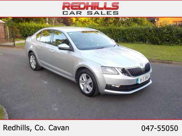 Skoda Octavia Hatchback, Diesel, 2018, Grey